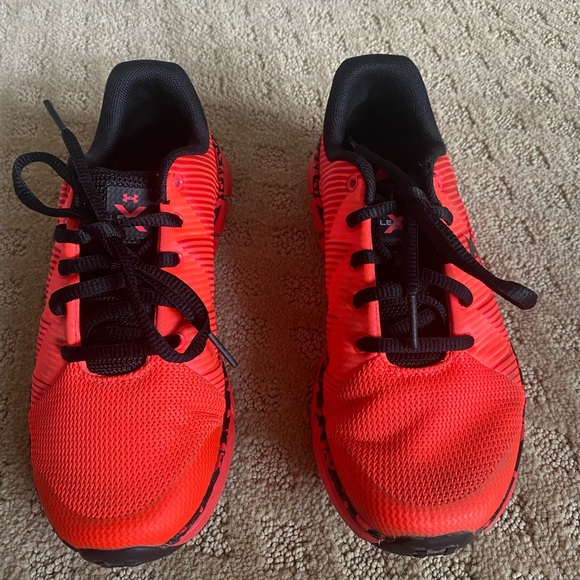 Under Armour Level Series Sneakers - Picture 3 of 4